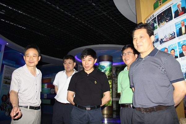 杭州亞運會官方靈芝產(chǎn)品供應(yīng)商|杭州亞運會官方供應(yīng)商|中國靈芝十大品牌|仙客來靈芝|仙客來靈芝破壁孢子粉|仙客來孢子油|仙客來靈芝飲片|仙客來破壁孢子粉|靈芝孢子油|孢子粉|靈芝破壁孢子粉|靈芝|中華老字號