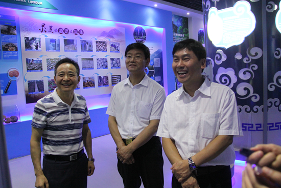 杭州亞運會官方靈芝產(chǎn)品供應(yīng)商|杭州亞運會官方供應(yīng)商|中國靈芝十大品牌|仙客來靈芝|仙客來靈芝破壁孢子粉|仙客來孢子油|仙客來靈芝飲片|仙客來破壁孢子粉|靈芝孢子油|孢子粉|靈芝破壁孢子粉|靈芝|中華老字號