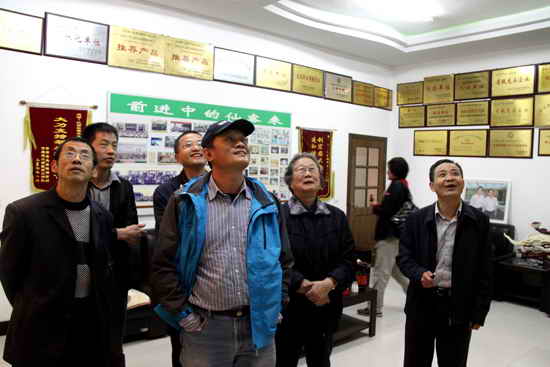 杭州亞運(yùn)會(huì)官方靈芝產(chǎn)品供應(yīng)商|杭州亞運(yùn)會(huì)官方供應(yīng)商|中國靈芝十大品牌|仙客來靈芝|仙客來靈芝破壁孢子粉|仙客來孢子油|仙客來靈芝飲片|仙客來破壁孢子粉|靈芝孢子油|孢子粉|靈芝破壁孢子粉|靈芝|中華老字號(hào)