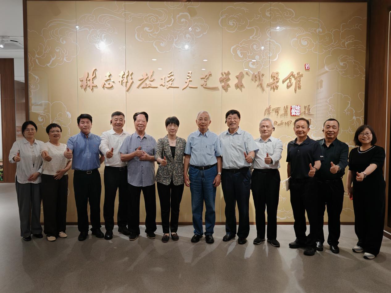 杭州亞運會官方靈芝產(chǎn)品供應(yīng)商|杭州亞運會官方供應(yīng)商|中國靈芝十大品牌|仙客來靈芝|仙客來靈芝破壁孢子粉|仙客來孢子油|仙客來靈芝飲片|仙客來破壁孢子粉|靈芝孢子油|孢子粉|靈芝破壁孢子粉|靈芝|中華老字號