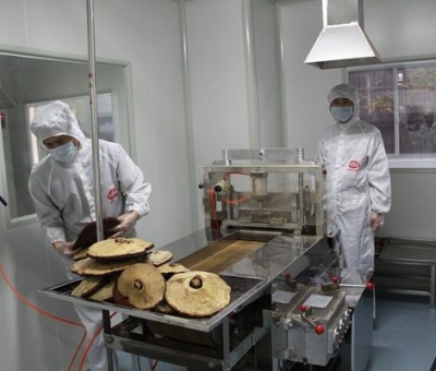 九江日?qǐng)?bào)報(bào)道仙客來為抗洪捐贈(zèng)15萬元及大批物資