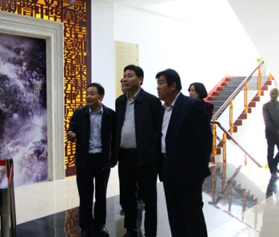 “仙客來”院士工作站授牌成立